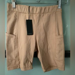 MONROW Bike shorts NWT color is Latte